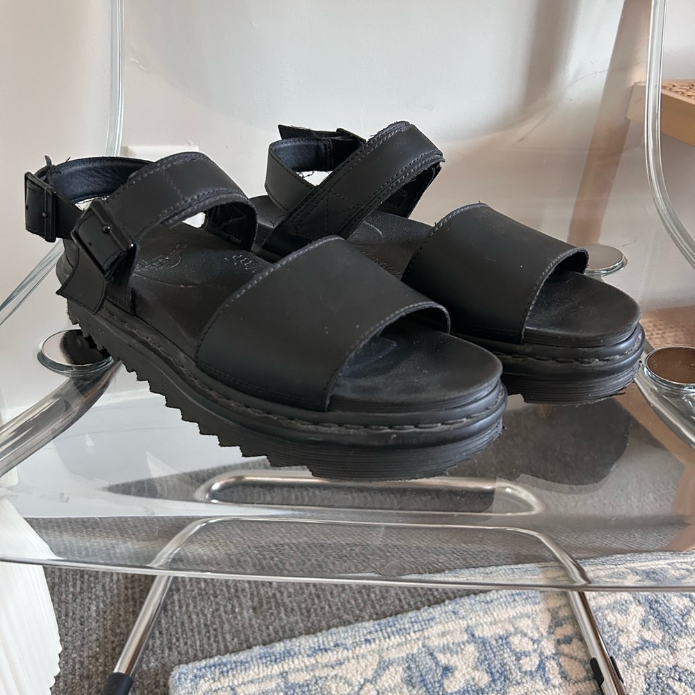 Dr. Martens Voss Sandal